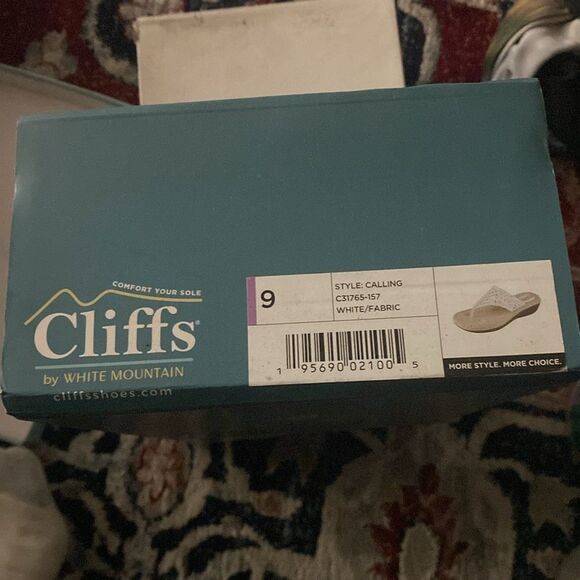 CLIFFS BY WHITE MOUNTAIN Calling Women's Thong Sandal 🩴 - Picture 4 of 7